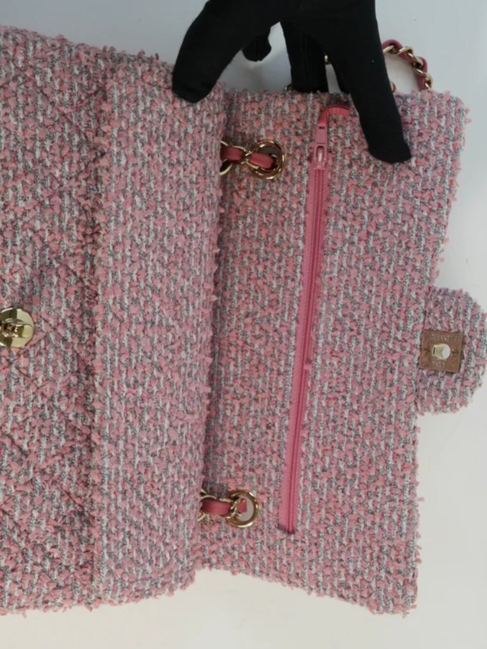 Chanel Medium Classic Flap in Pink Tweed and Gold Hardware Handbag - Picture 12 of 16